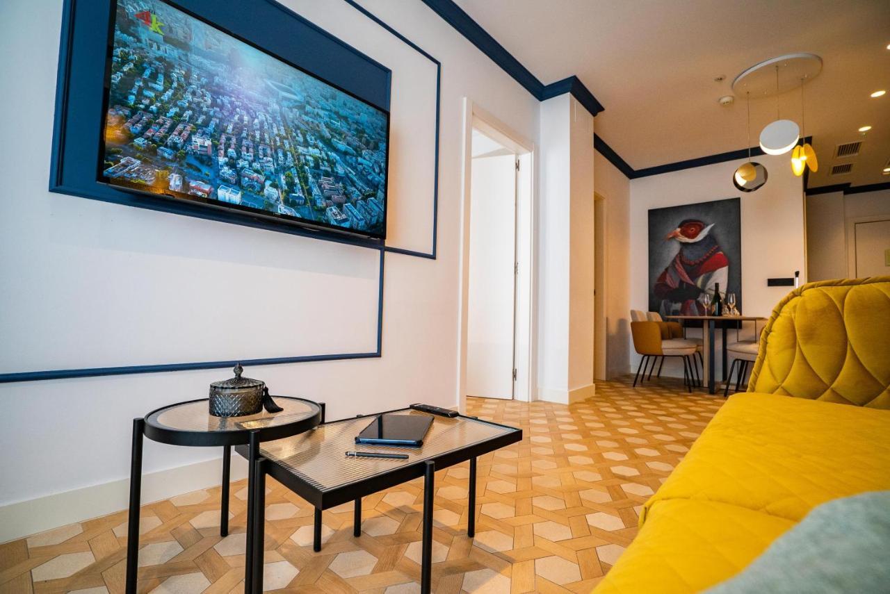 Smartrental Collection Gran Via Capital มาดริด ภายนอก รูปภาพ